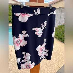 Ann Taylor skirt.  Navy with flowers.  Size 14. NWT